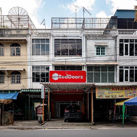 Reddoorz Near Rsud Dr Pringadi Medan 3 Hotel Exterior foto