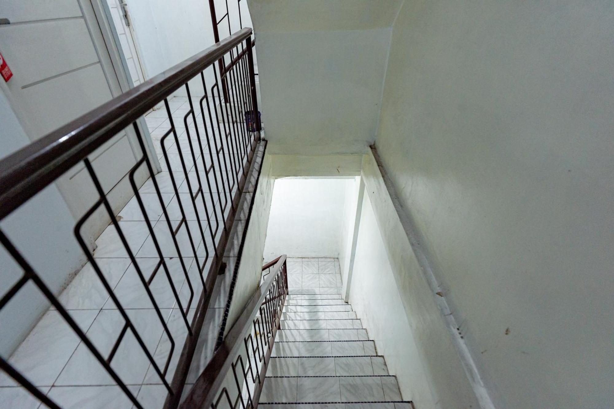 Reddoorz Near Rsud Dr Pringadi Medan 3 Hotel Exterior foto